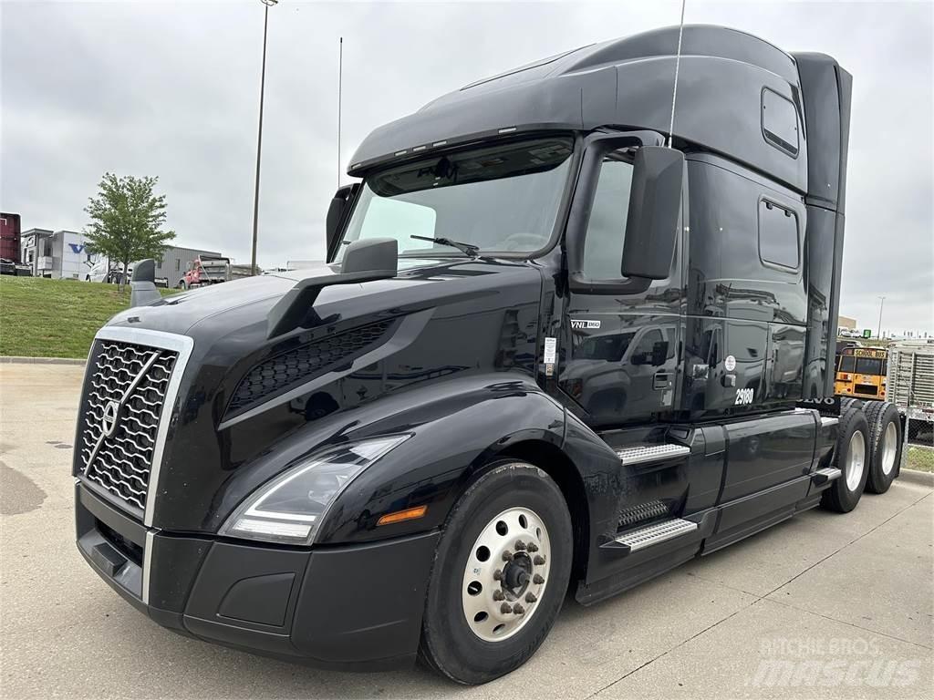 Volvo VNL64T860 Tracteur routier