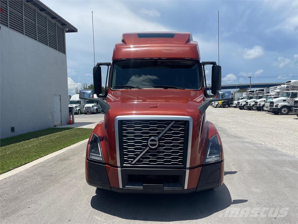Volvo VNL64T860 Tracteur routier