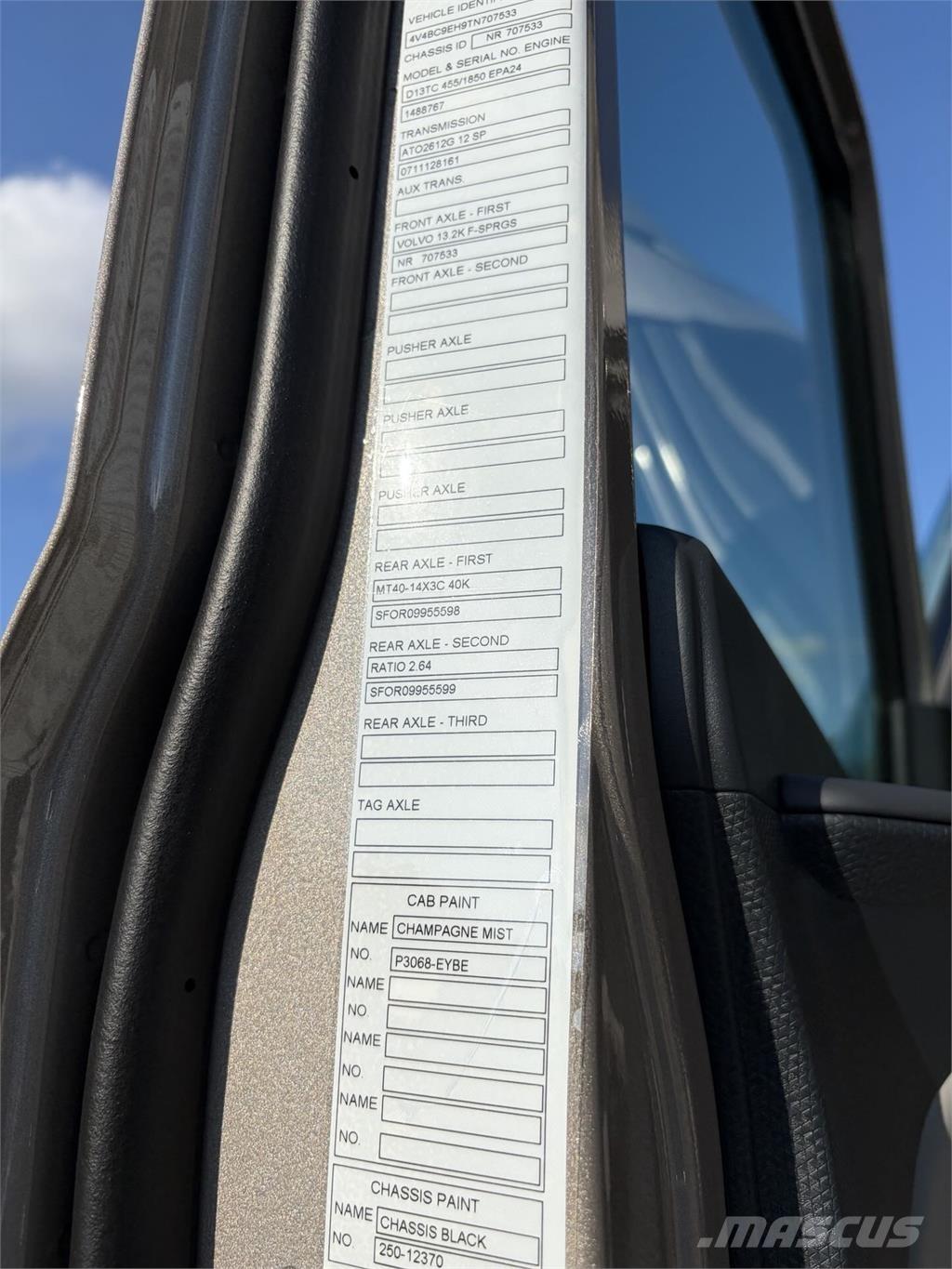 Volvo VNL64T860 Tracteur routier