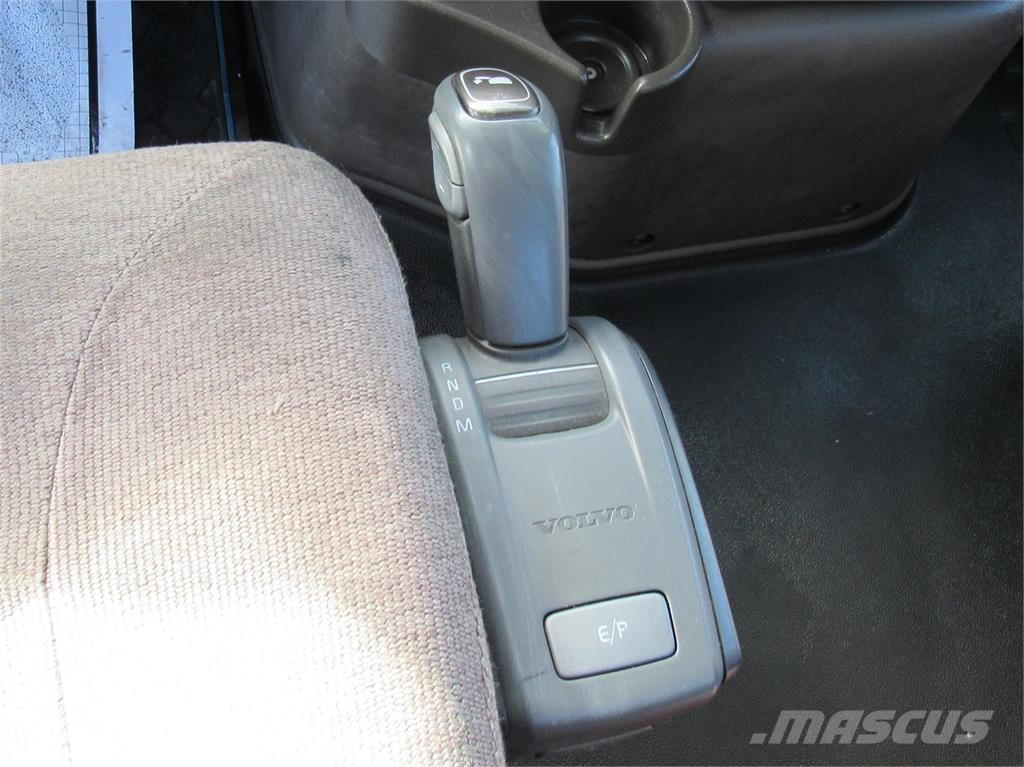 Volvo VNM64T300 Tracteur routier