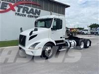 Volvo VNR64T300 Tracteur routier