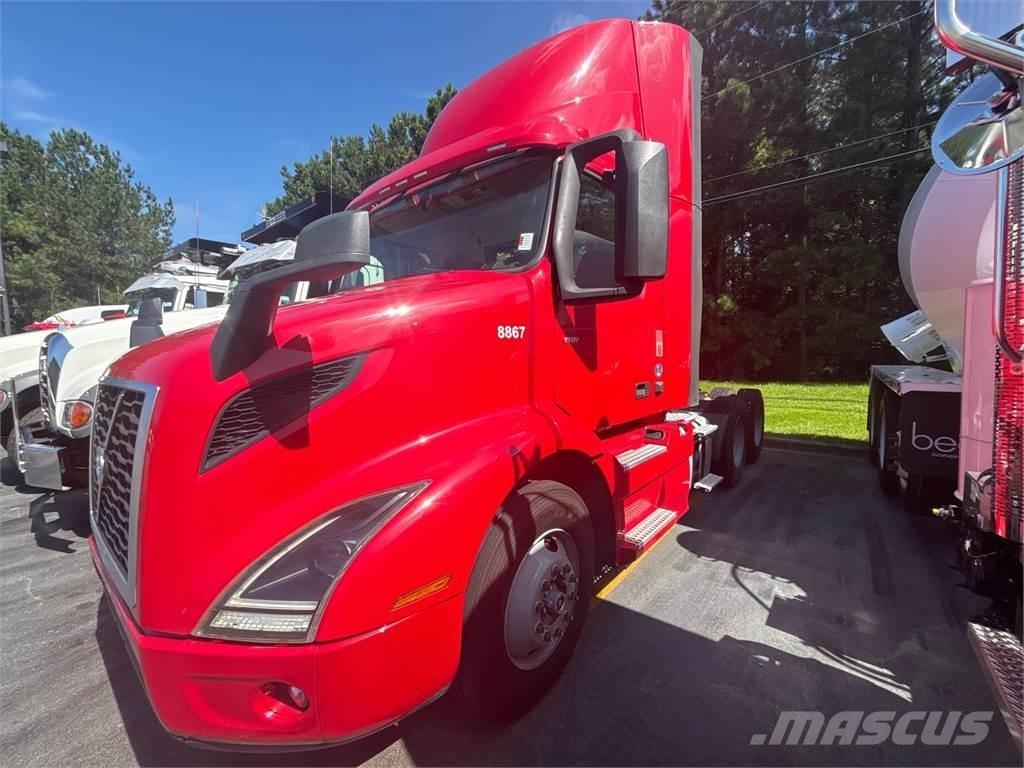 Volvo VNR64T300 Tracteur routier