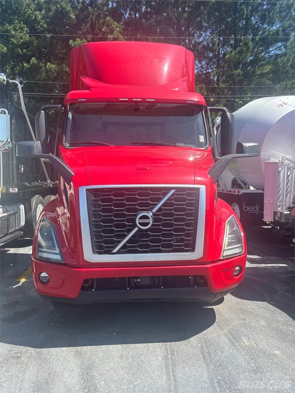 Volvo VNR64T300 Tracteur routier