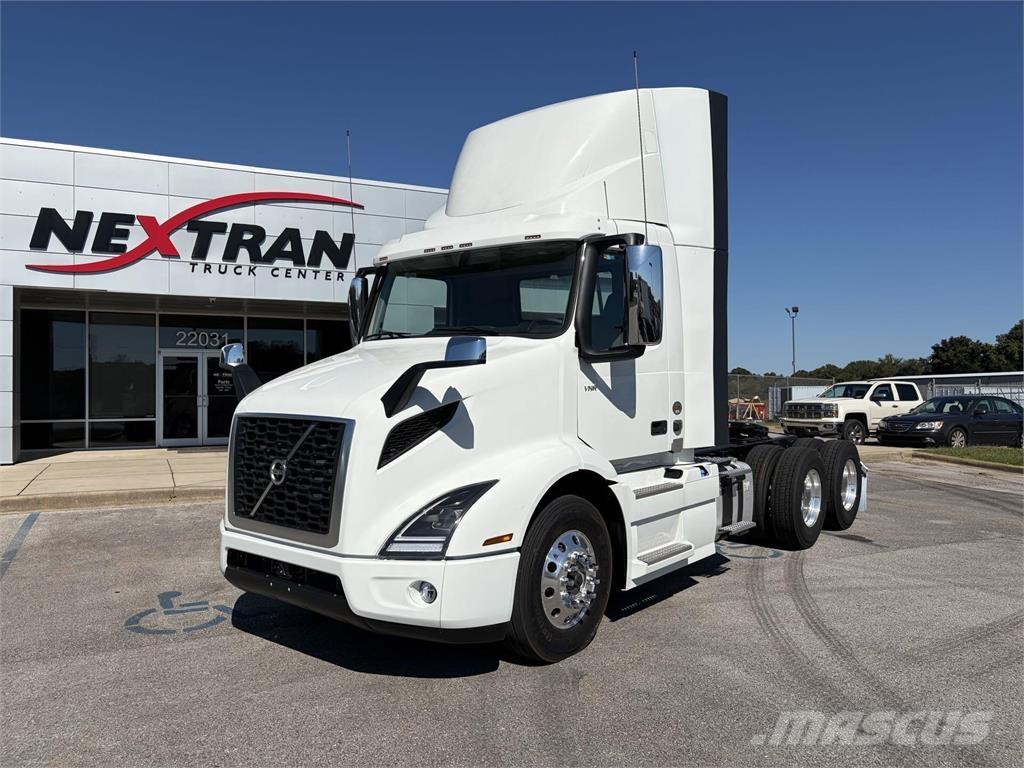 Volvo VNR64T300 Tracteur routier