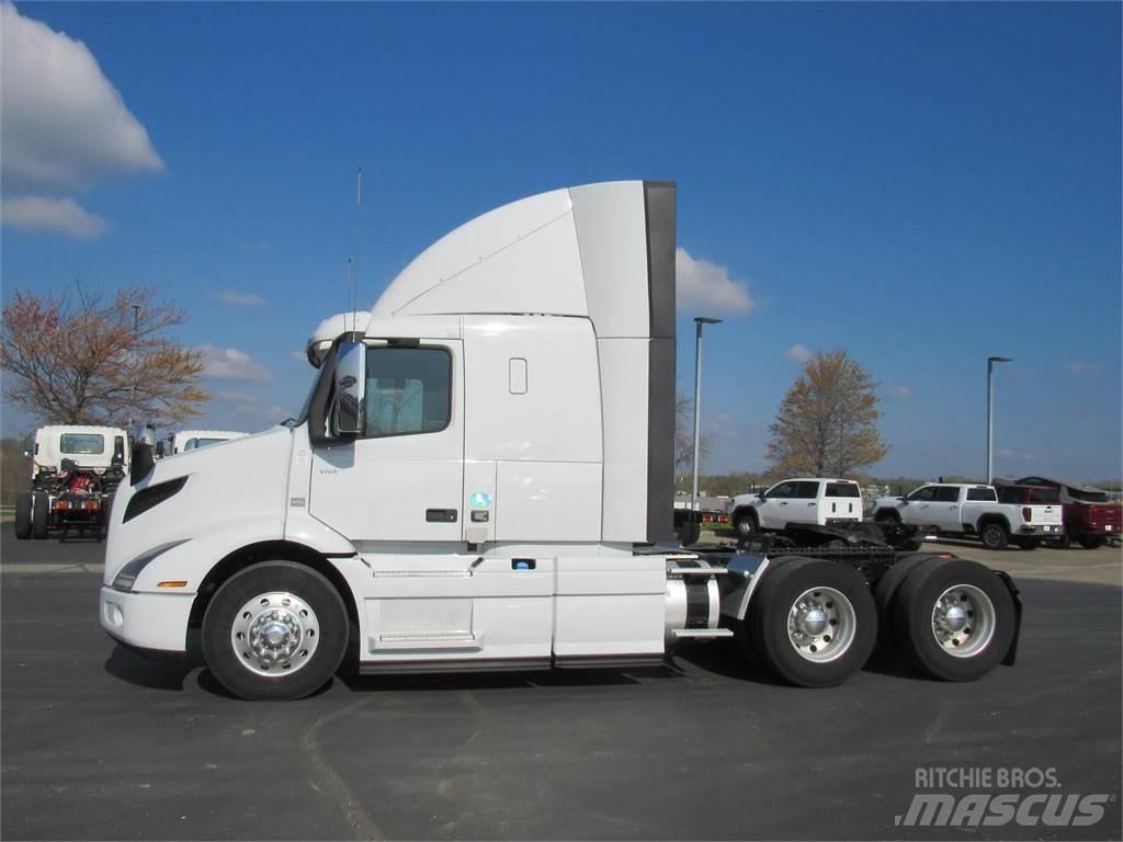 Volvo VNR64T400 Tracteur routier
