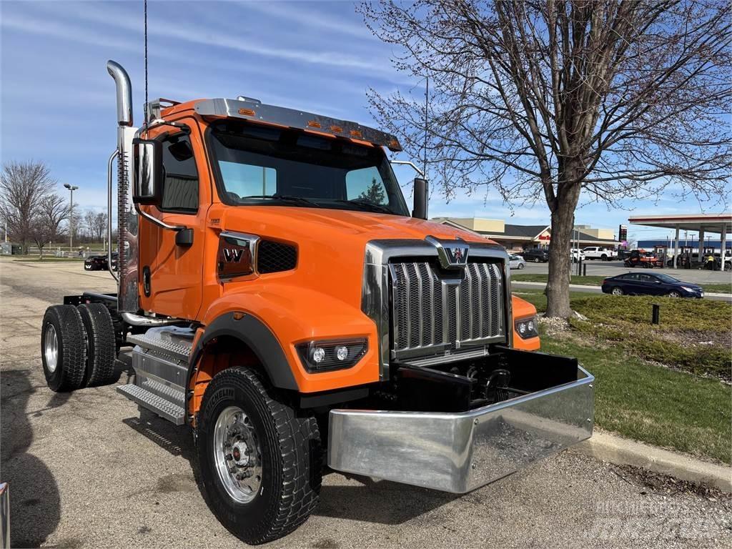 Western Star 47X Autre camion