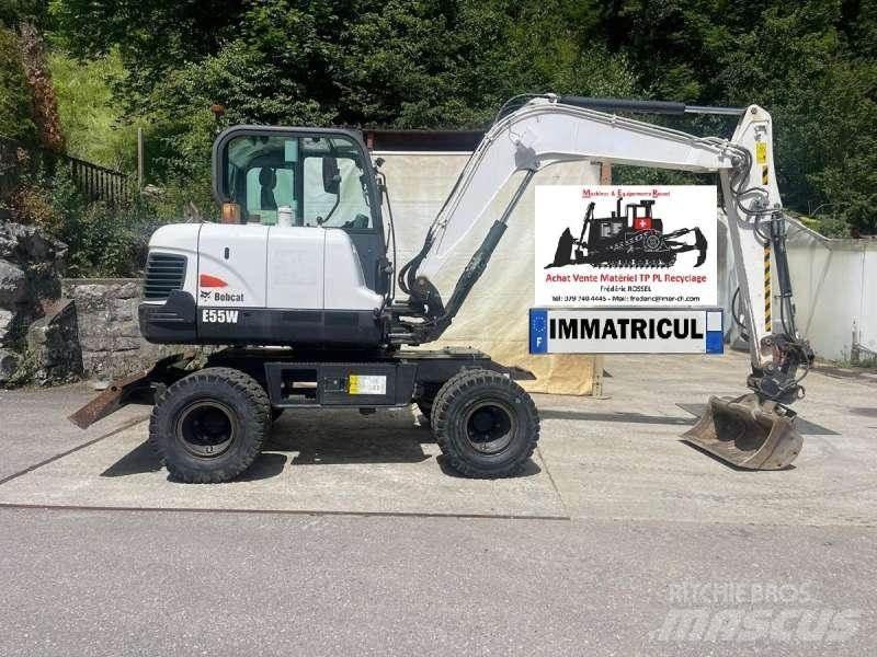 Bobcat E55W Pelle sur pneus
