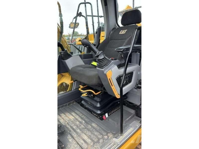 CAT 313GC Pelle sur chenilles