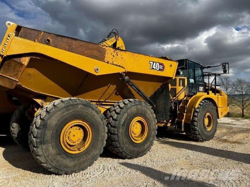 CAT 740GC Tombereau articulé