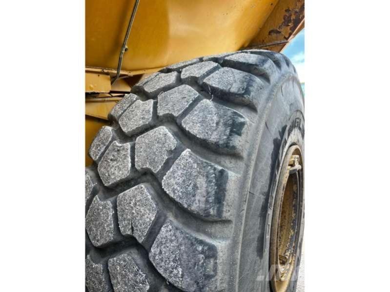 CAT 740GC Tombereau articulé