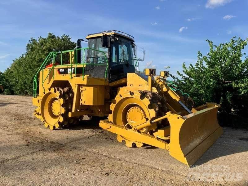 CAT 825H Compacteurs de déchets