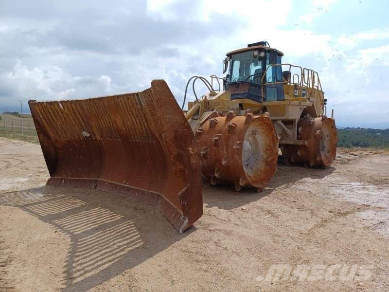 CAT 836H Compacteur de sol