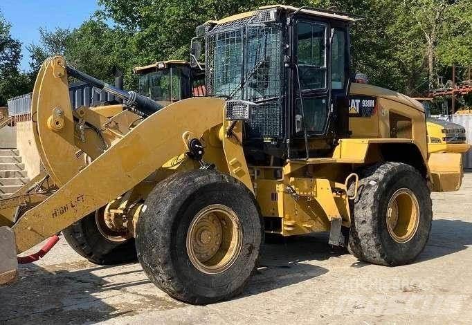CAT 938M Chargeuse sur pneus