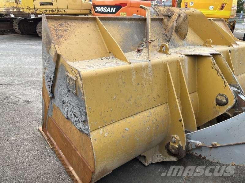 CAT 962K Chargeuse sur pneus