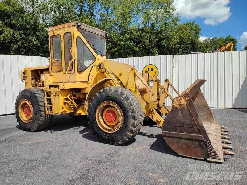 CAT 966C Chargeuse sur pneus