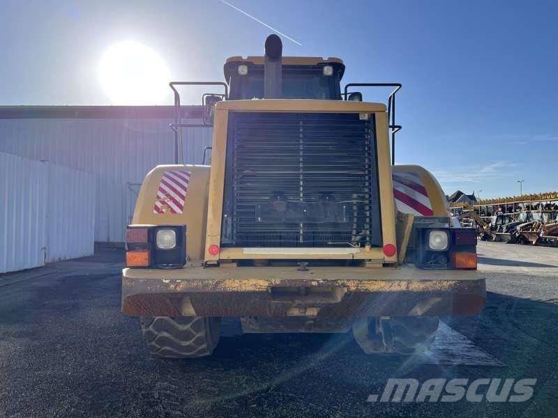 CAT 966G Chargeuse sur pneus