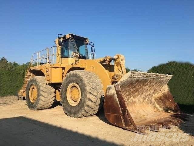 CAT 990 Chargeuse sur pneus