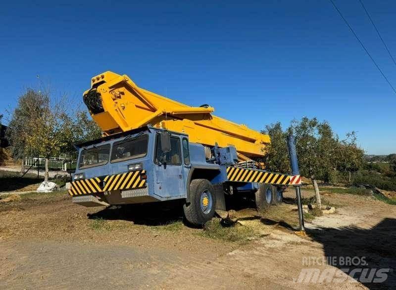 Condor 125/S Grues tout terrain