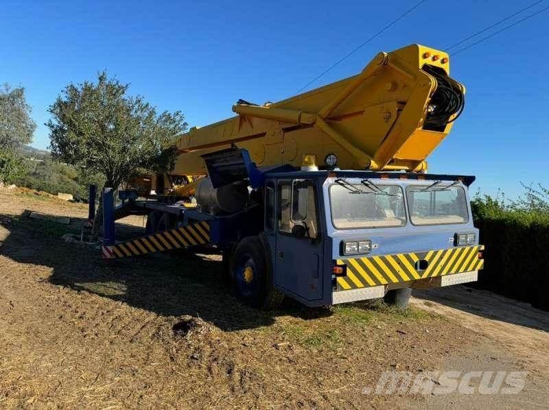 Condor 125/S Grues tout terrain