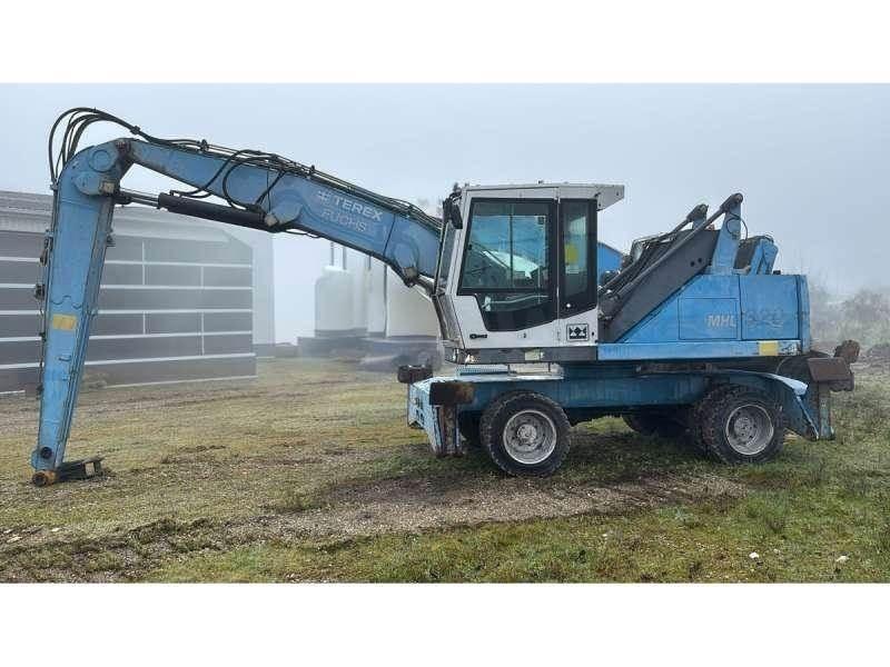 Fuchs MHL320 Pelle à déchets