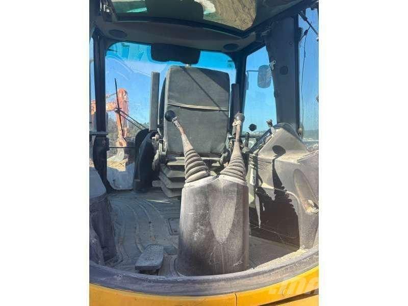 JCB 4CX Tractopelle
