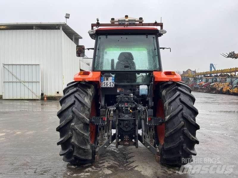 Kubota M108S Tracteur