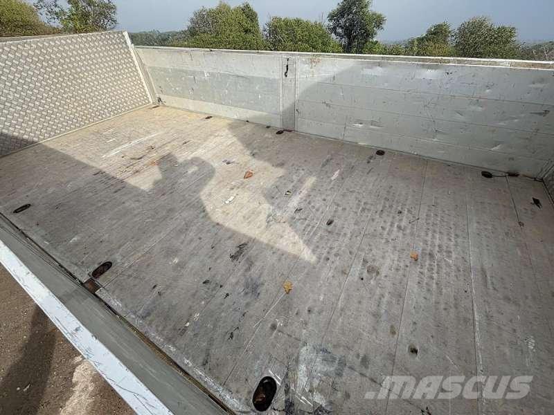 Scania R420 Camion plateau