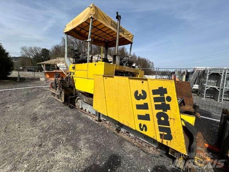 Titan 311S Finisseur