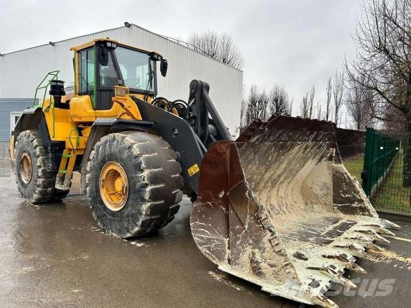 Volvo L220H Chargeuse sur pneus