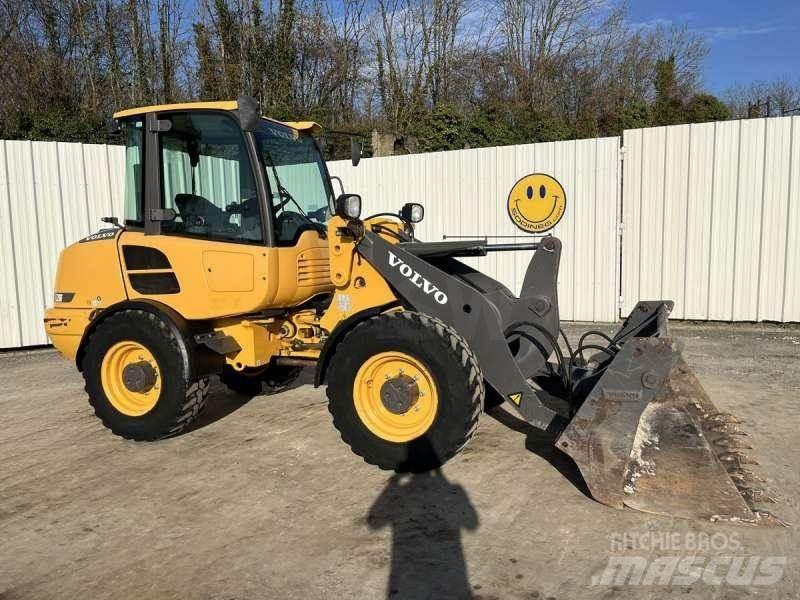 Volvo L28F Mini chargeuse
