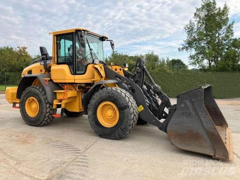 Volvo L90H Chargeuse sur pneus