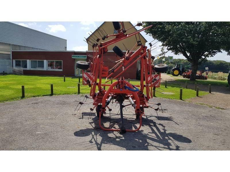 Kuhn GF7802 Rateau faneur