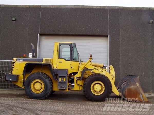Komatsu WA420-3H Chargeuse sur pneus
