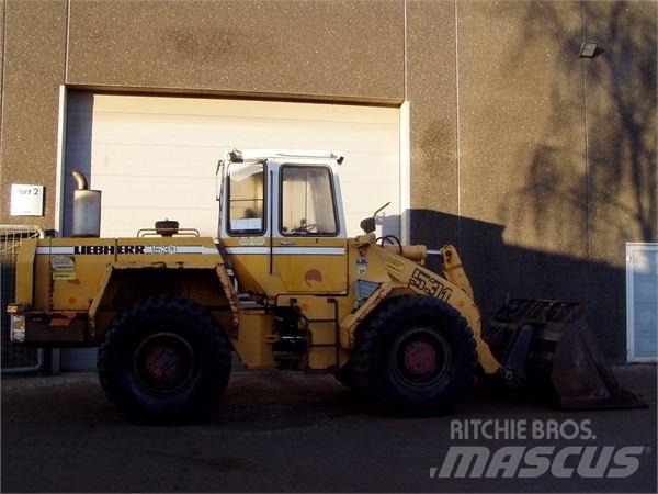 Liebherr 531 Chargeuse sur pneus