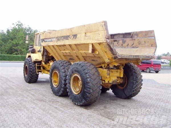 Volvo A25 Tombereau articulé