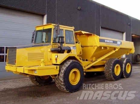 Volvo A25C Tombereau articulé