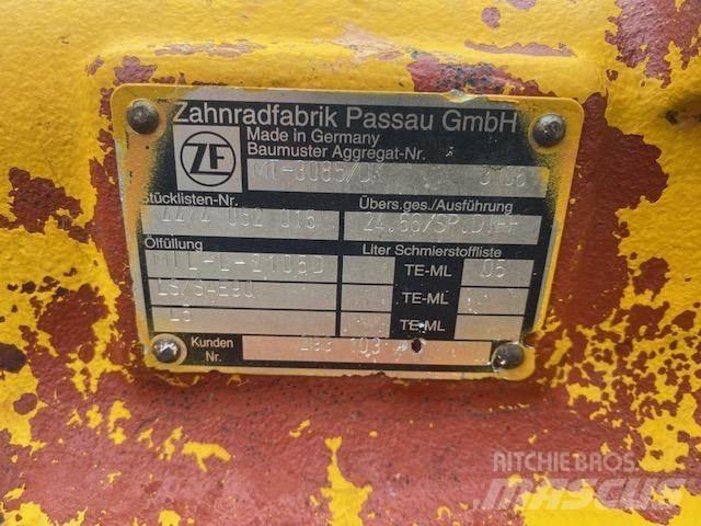 CASE 821 c axles Essieux