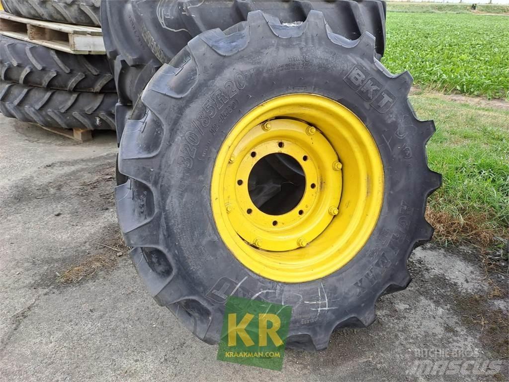 BKT 320/85R20 855 Pneus, roues et jantes