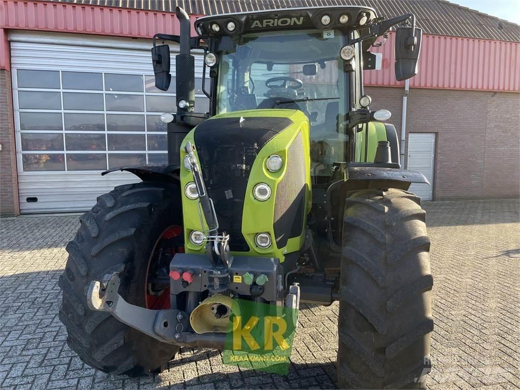 CLAAS Arion 530 Tracteur