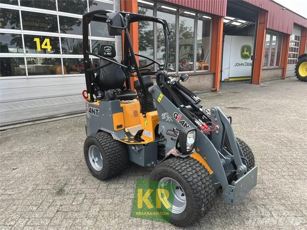 GiANT G1200 Chargeur frontal, fourche