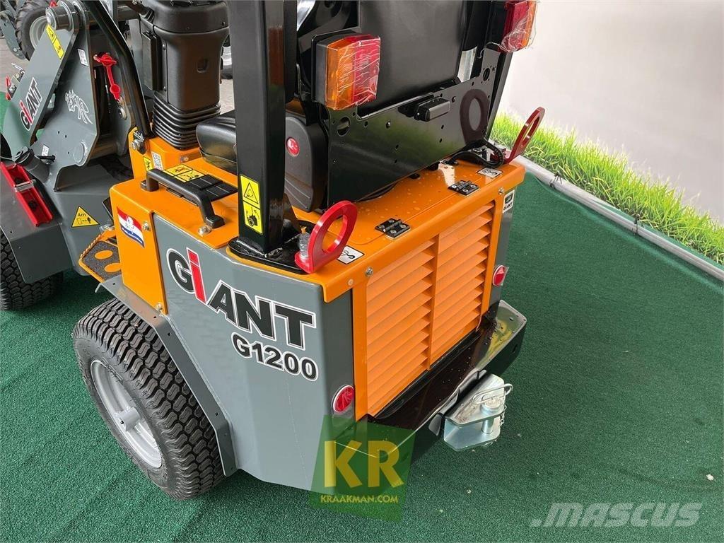 GiANT G1200 Chargeur frontal, fourche