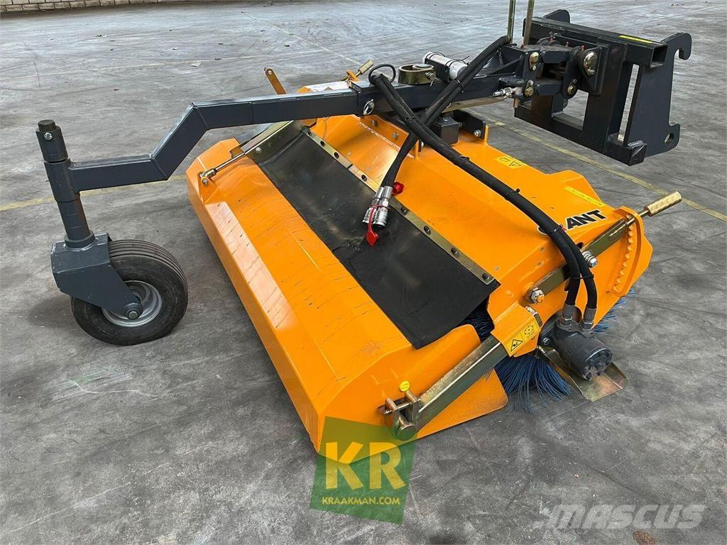 GiANT Veegmachine Balayeuse / Autolaveuse