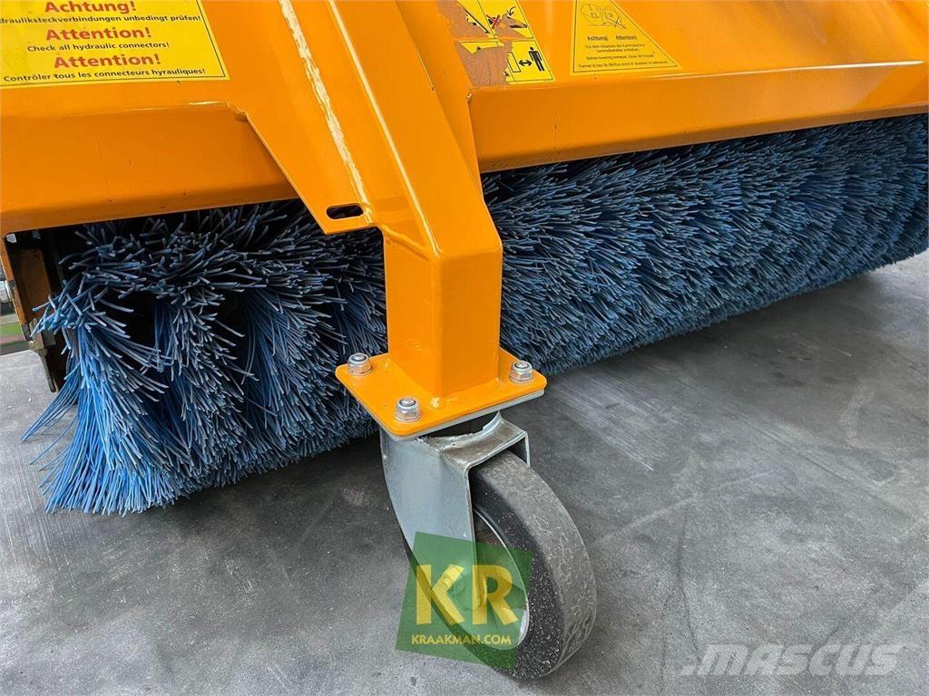 GiANT Veegmachine Balayeuse / Autolaveuse