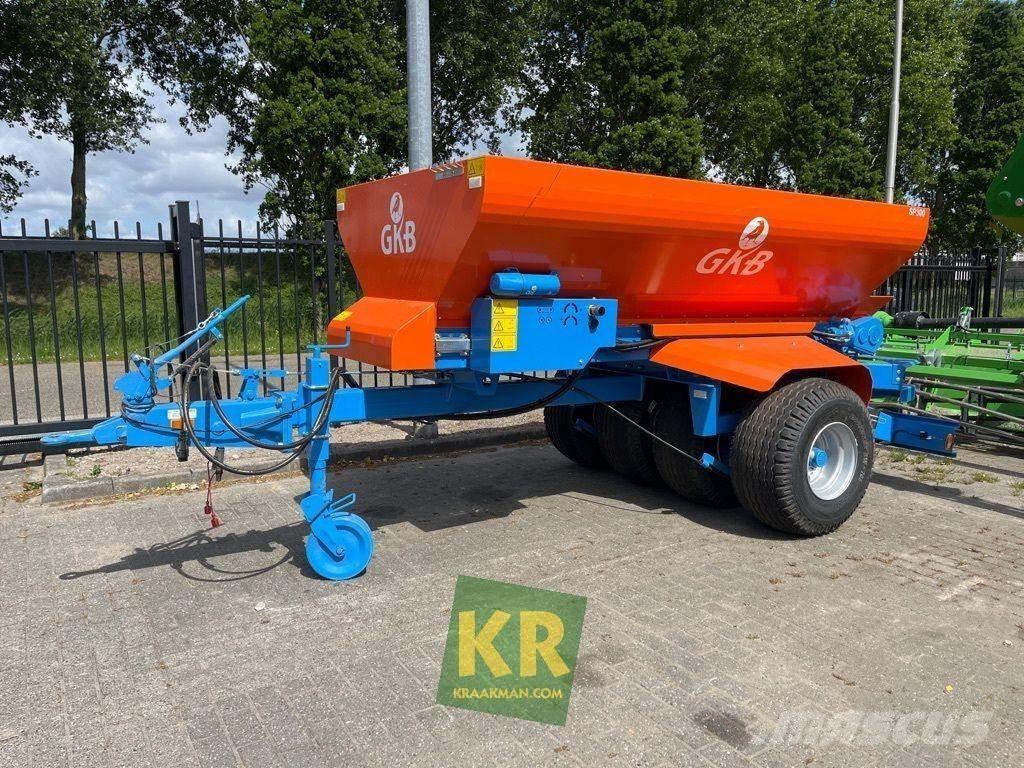  GKB Sandspreader Sableuse et saleuse
