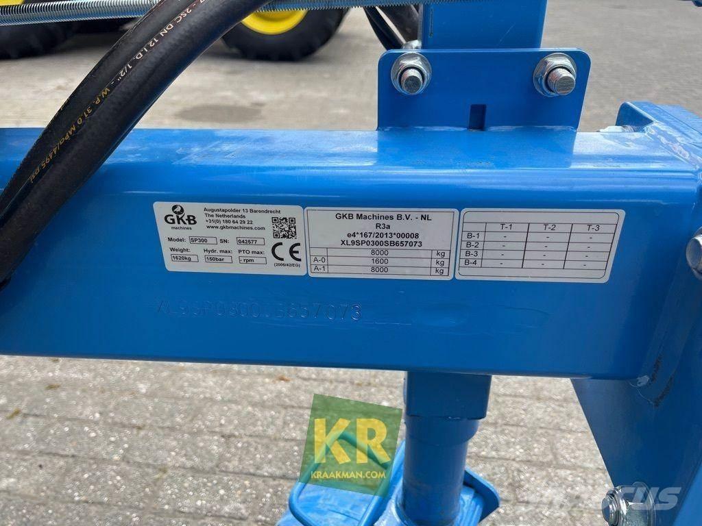  GKB Sandspreader Sableuse et saleuse
