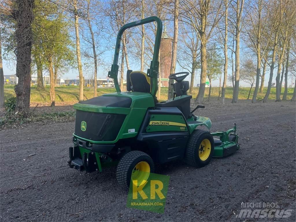 John Deere 1550 Tondeuses montées