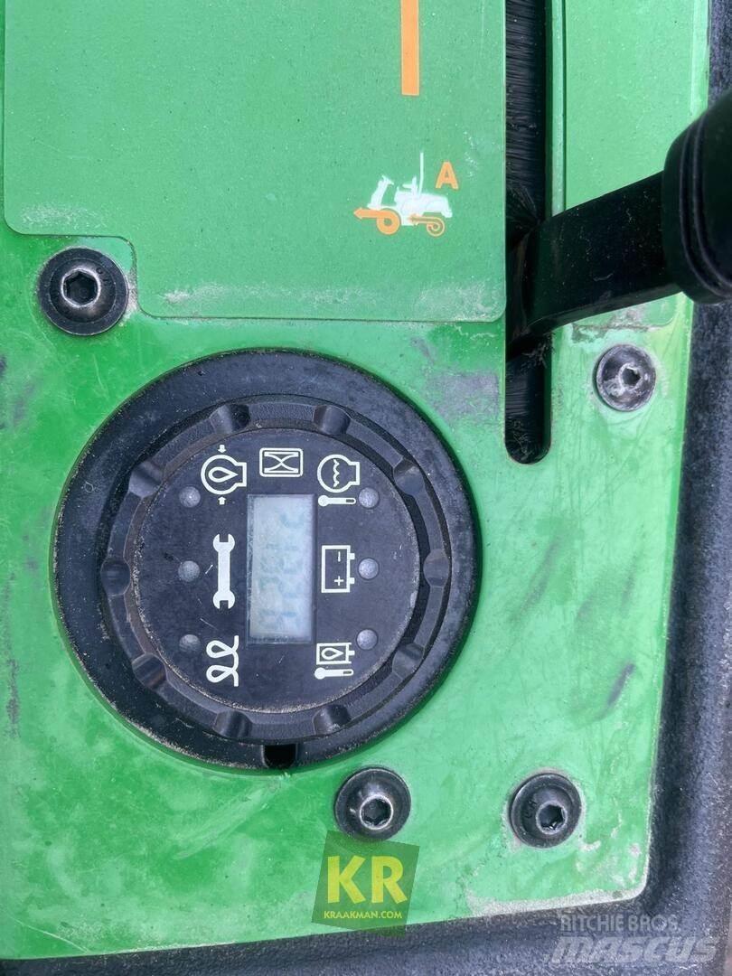 John Deere 1550 Tondeuses montées