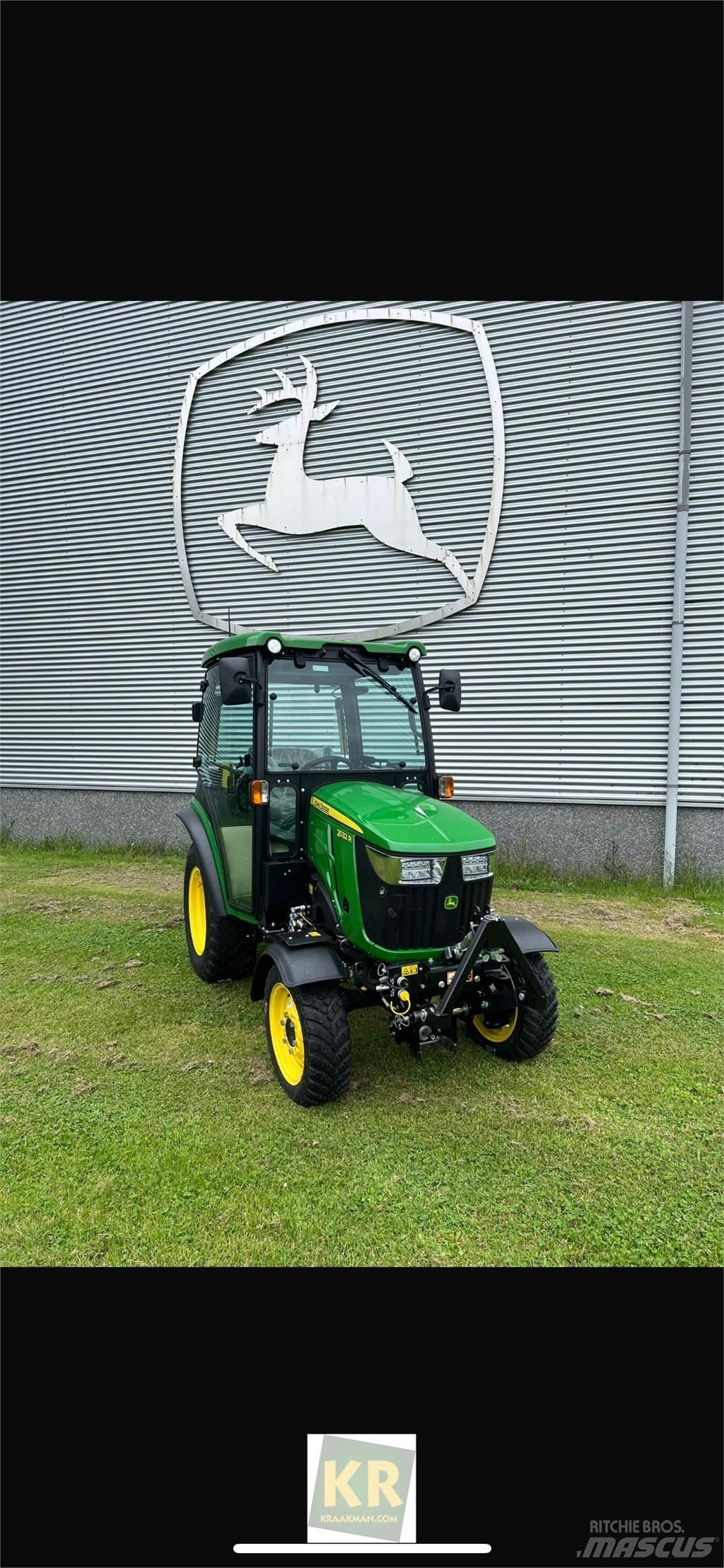 John Deere 2032R Micro tracteur