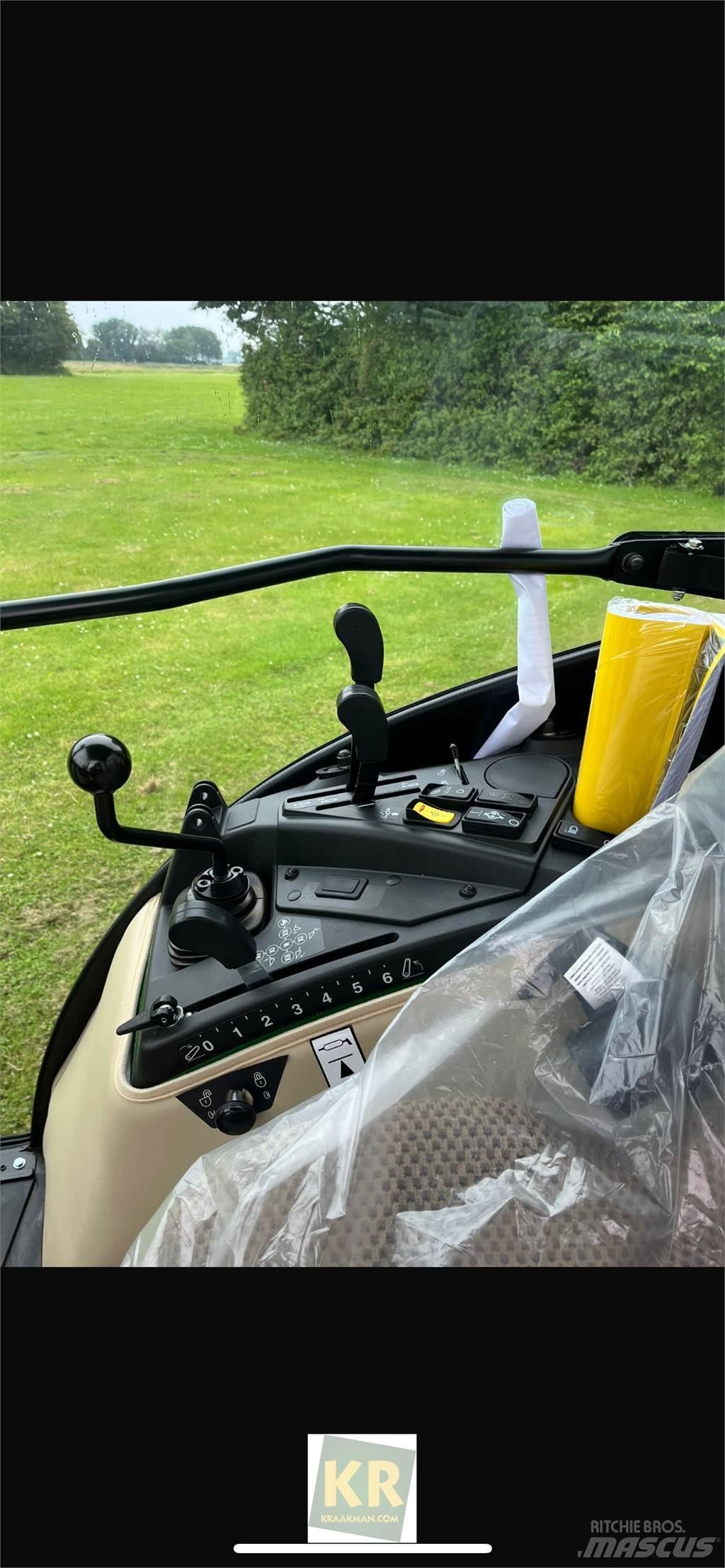 John Deere 2032R Micro tracteur