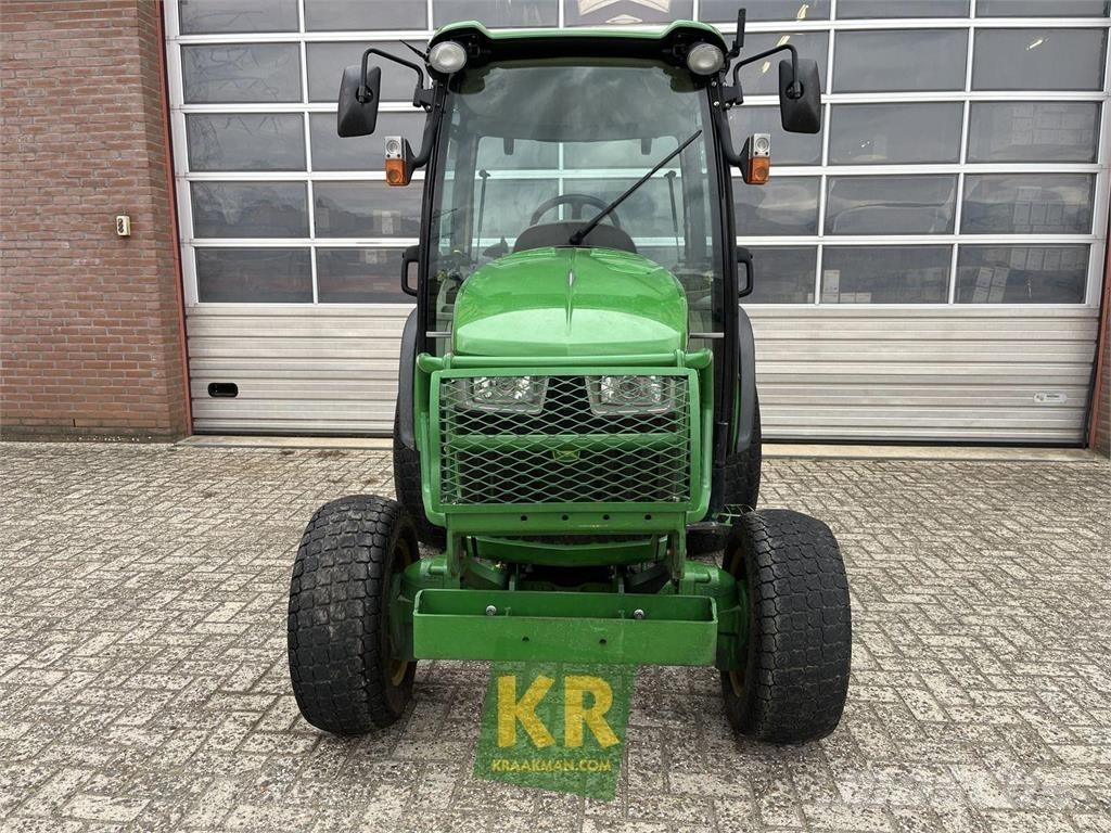 John Deere 3038R Micro tracteur